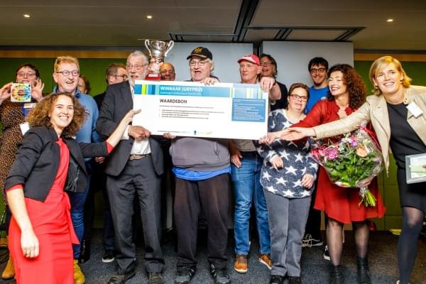 Verkiezingen Handhaving en Toezicht 2020 foto uitreiking